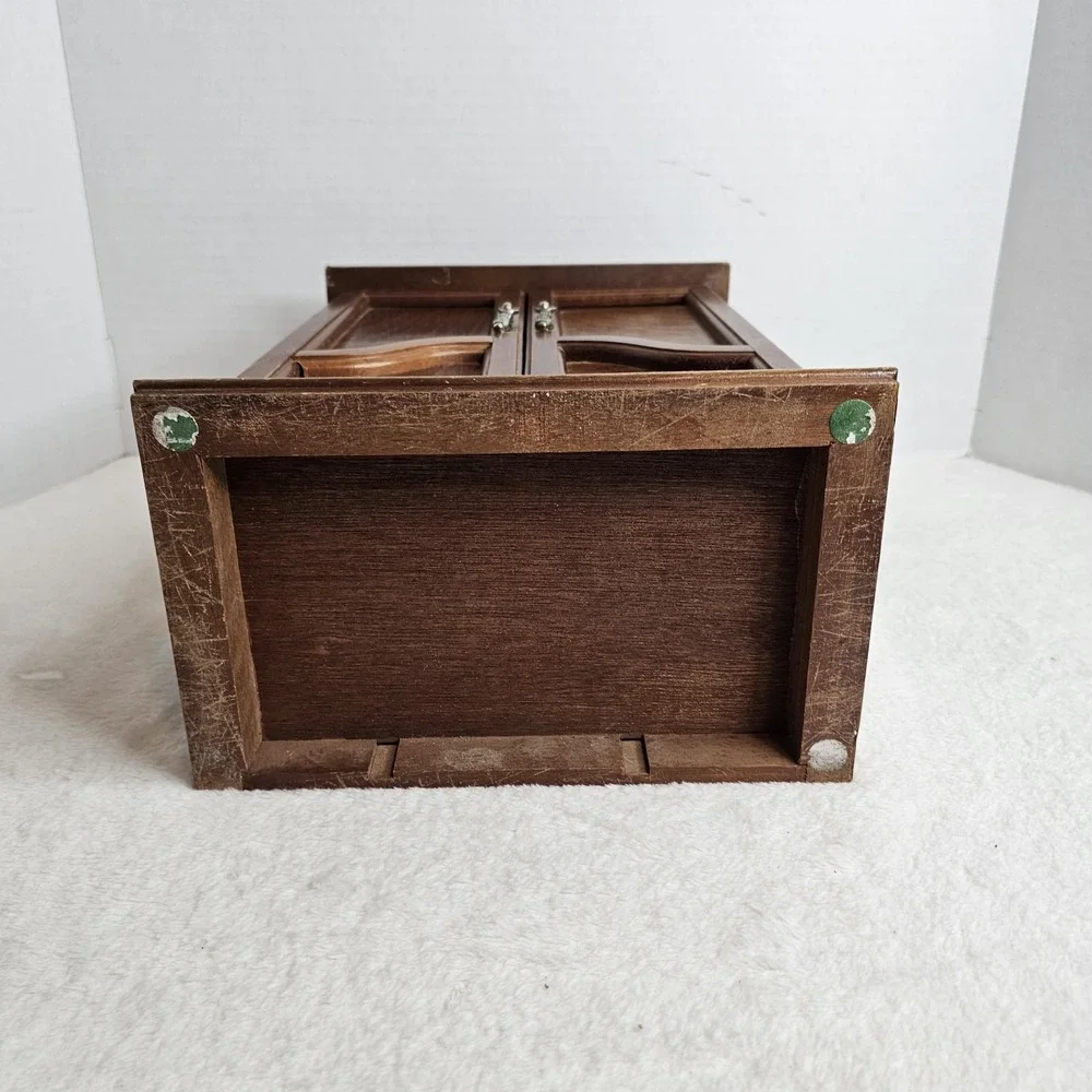 N/A vintage wooden